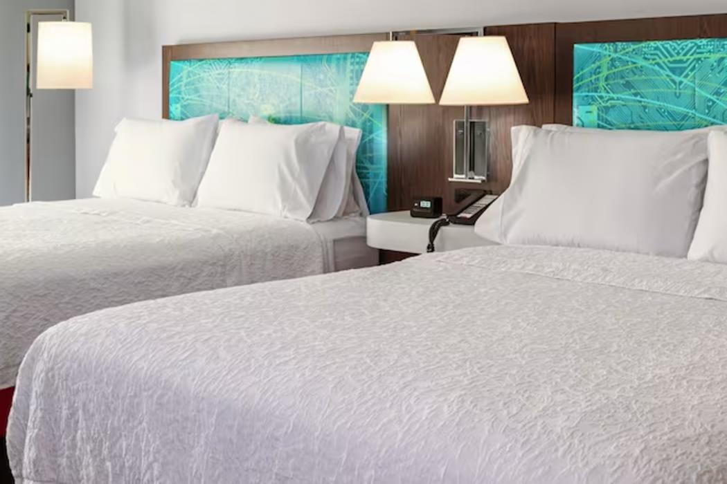 hampton inn and suites shenandoah the woodlands tx