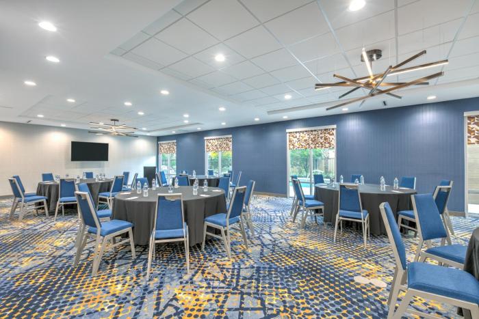 hampton inn and suites shenandoah the woodlands tx