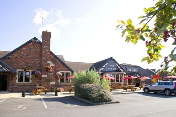 premier inn northampton bedford rd a428