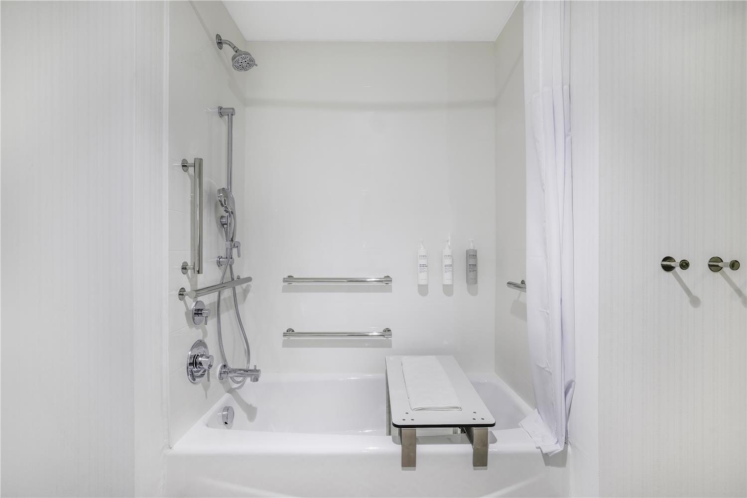 hampton inn aurora medical center denver