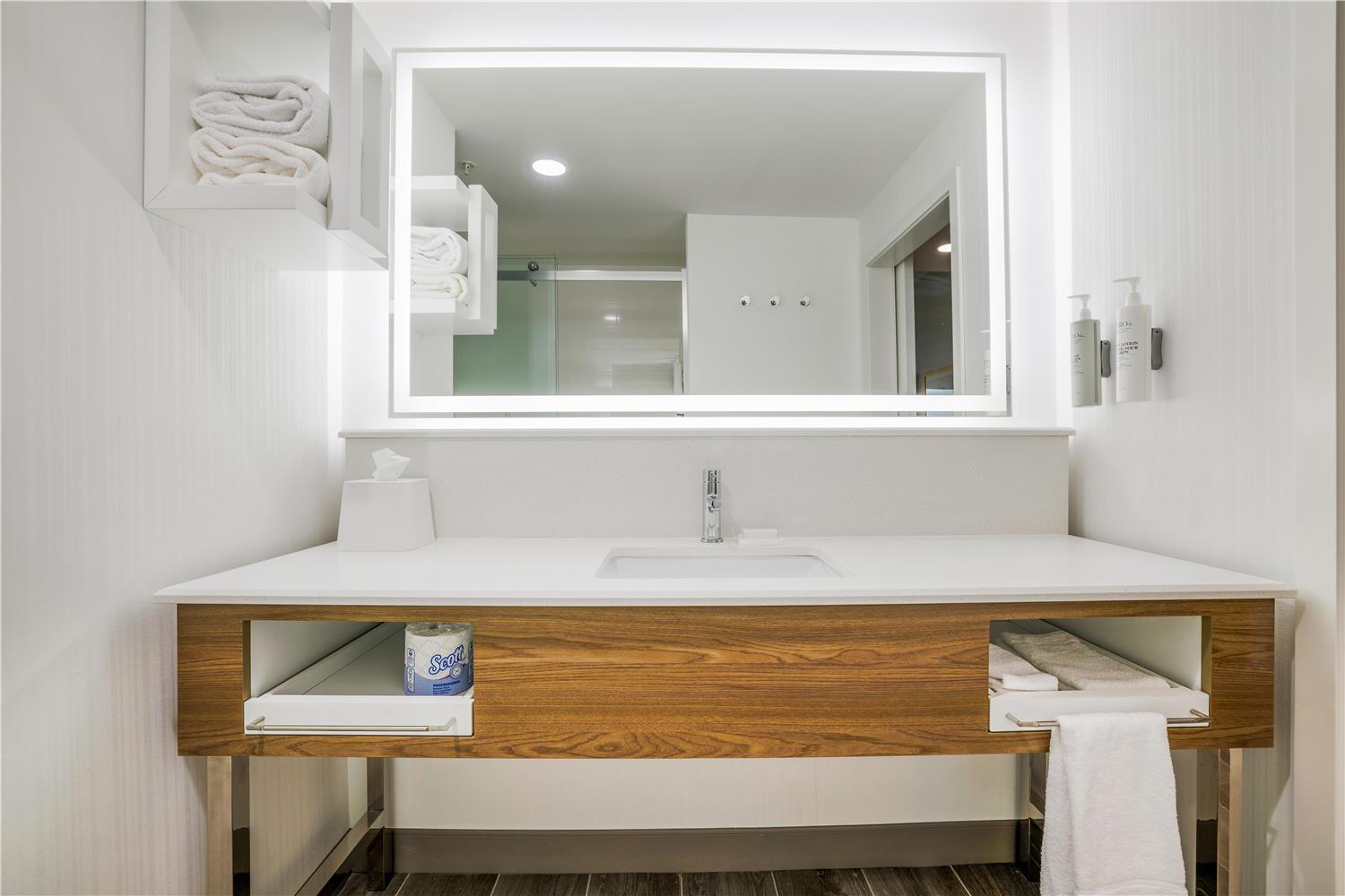 hampton inn aurora medical center denver