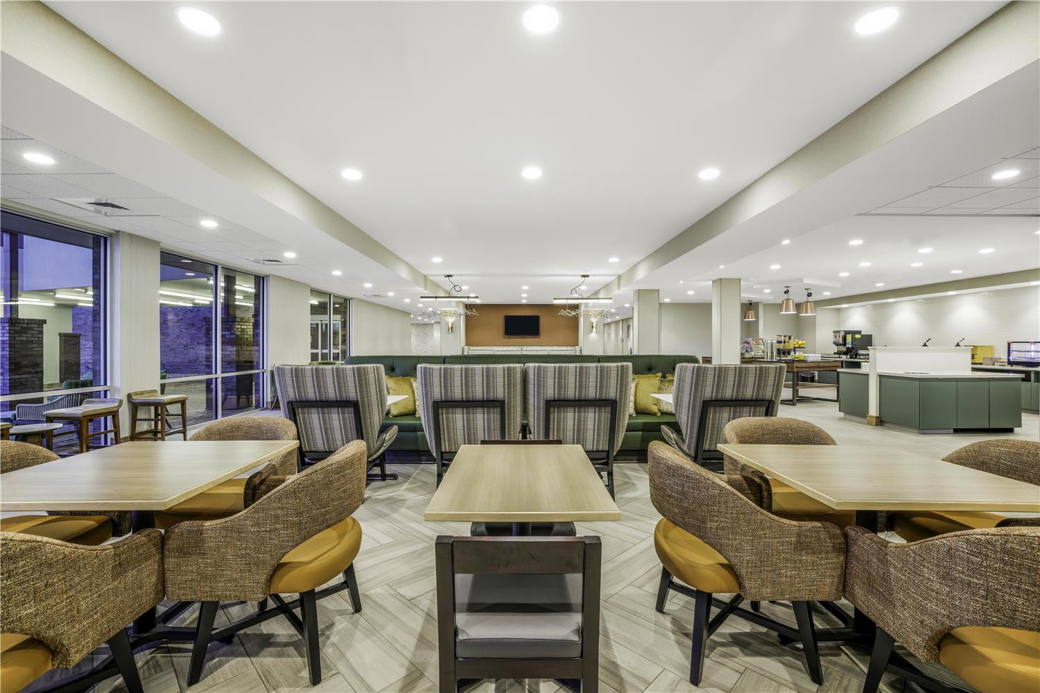 hampton inn aurora medical center denver