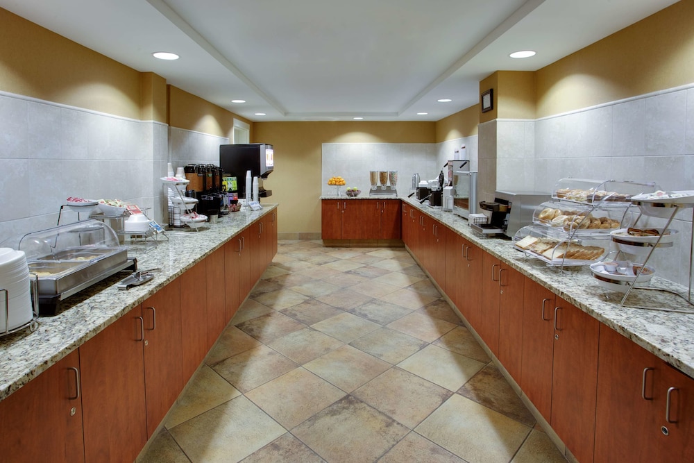 hampton inn manchester downtown