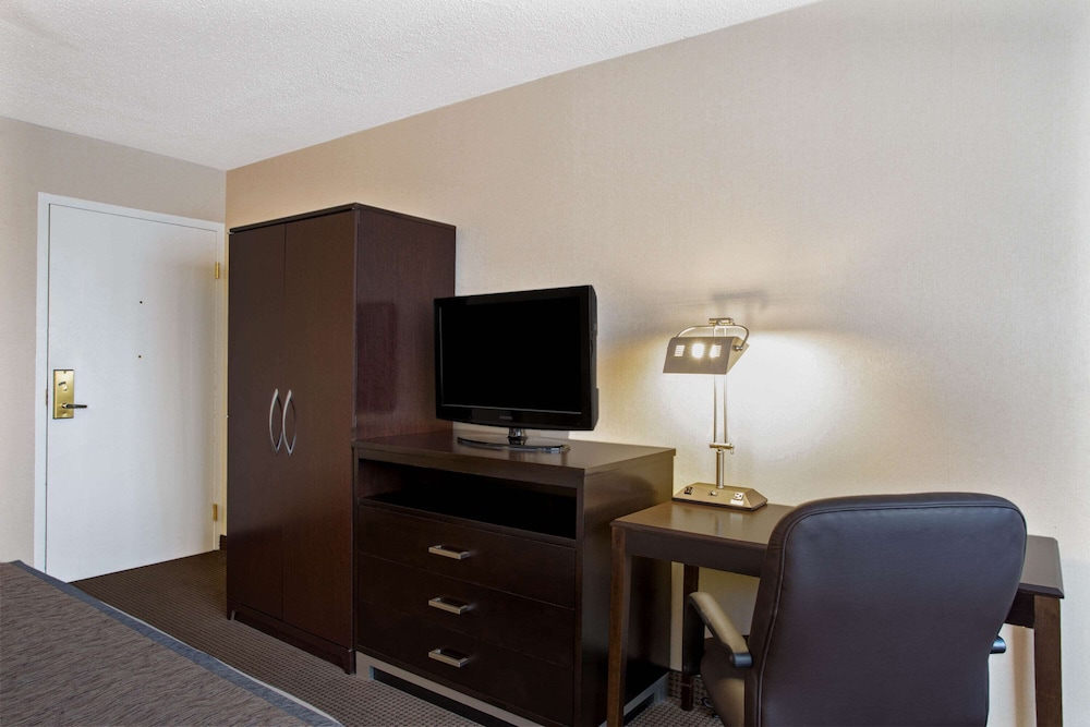 hampton inn manchester downtown