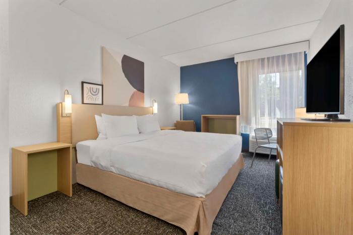 spark by hilton grand prairie