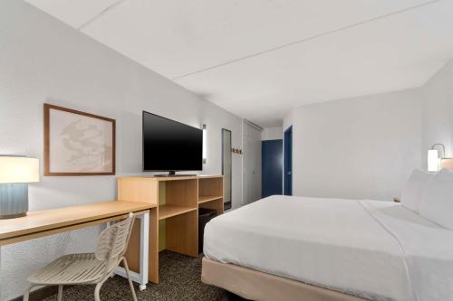 spark by hilton grand prairie