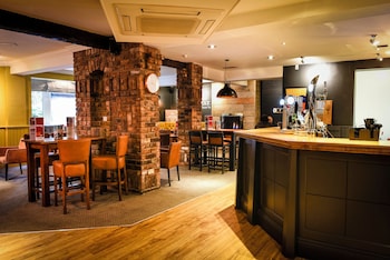 premier inn macclesfield north