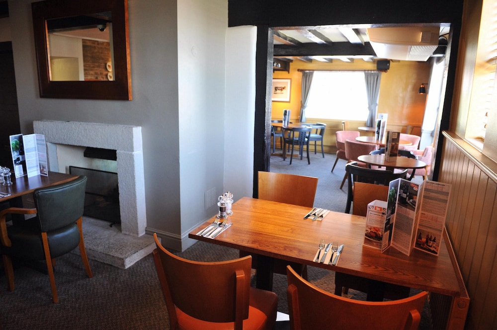 premier inn ipswich south