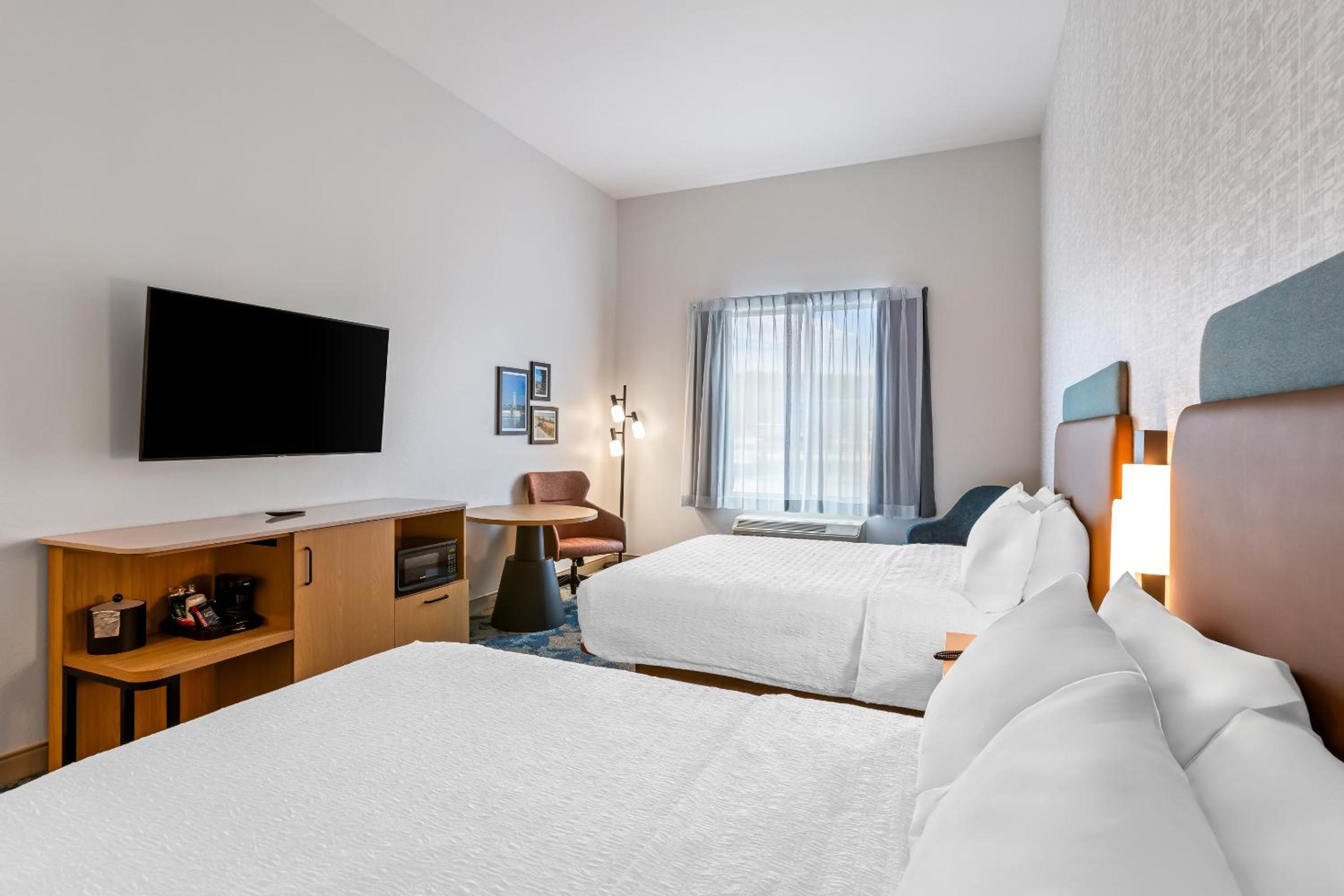 hampton inn st ignace lakefront mackinac