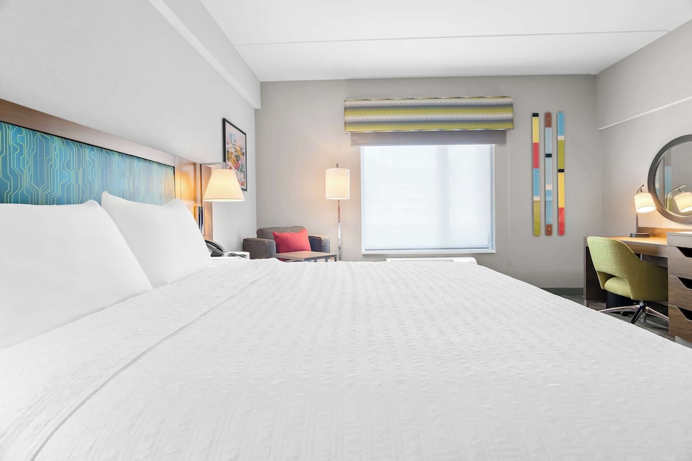 hampton inn and suites chicago medical district uic