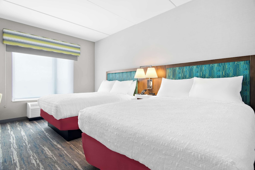 hampton inn and suites chicago medical district uic