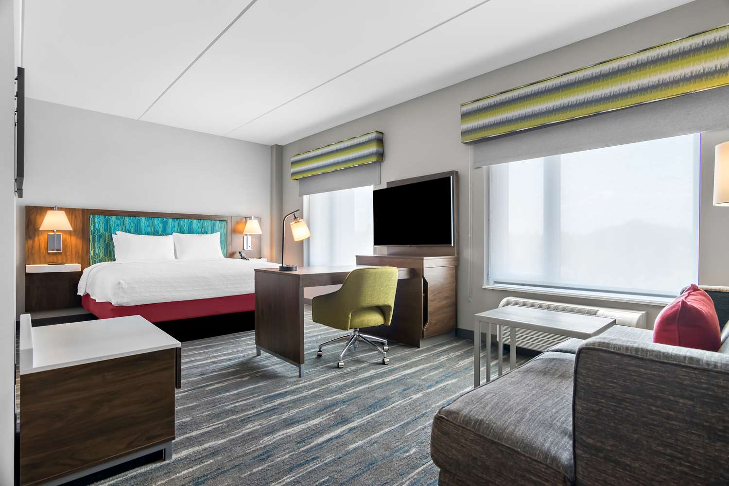 hampton inn and suites chicago medical district uic