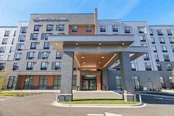 hampton inn and suites chicago medical district uic