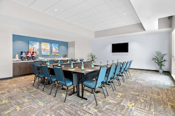 hampton inn and suites chicago medical district uic