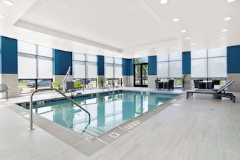 hampton inn and suites chicago medical district uic