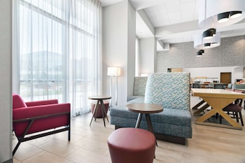 hampton inn and suites chicago medical district uic