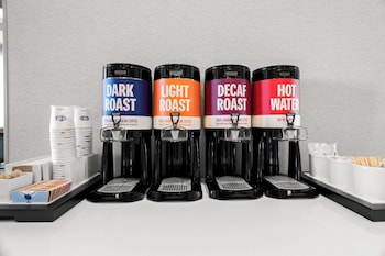 hampton inn and suites chicago medical district uic