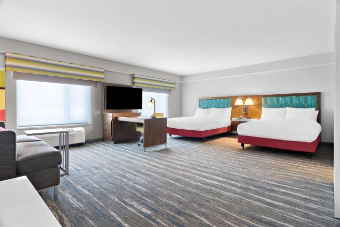 hampton inn and suites chicago medical district uic