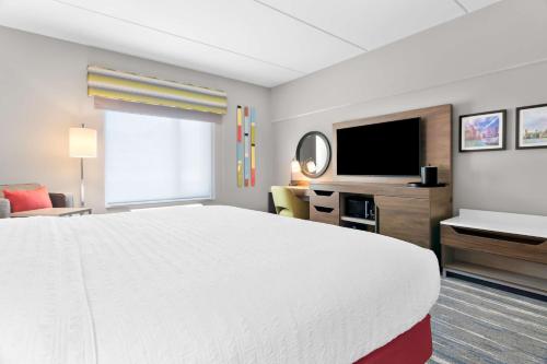 hampton inn and suites chicago medical district uic