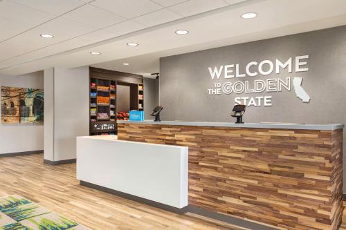 hampton inn and suites oroville