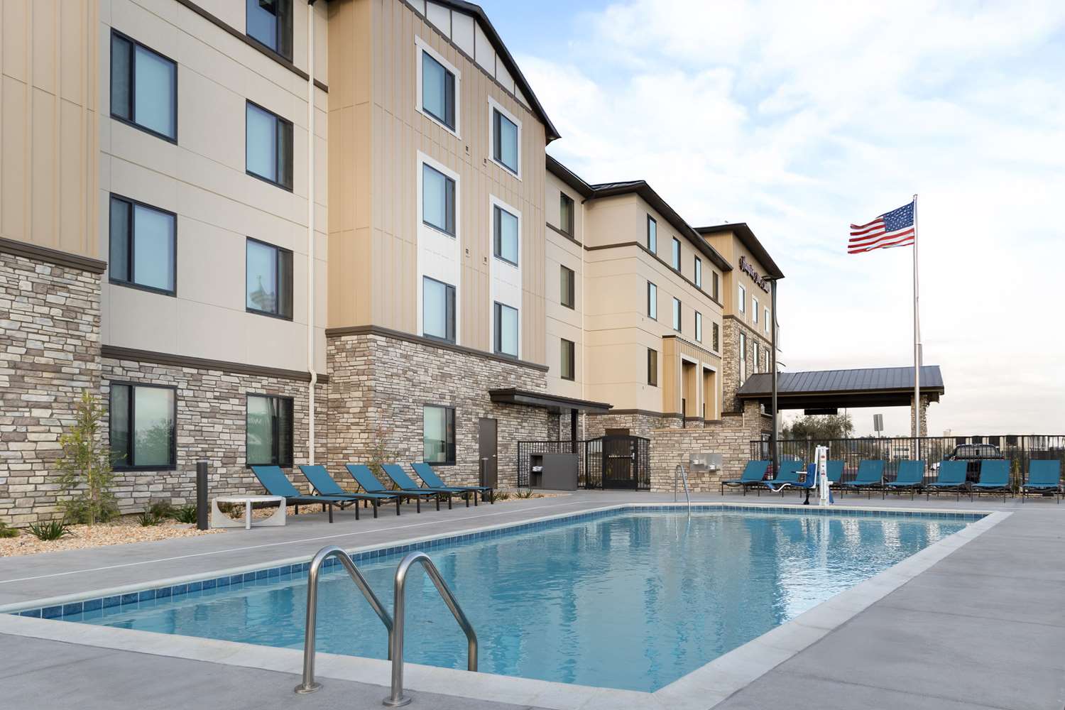 hampton inn and suites porter ranch los angeles