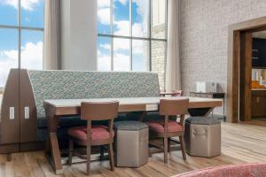 hampton inn and suites porter ranch los angeles