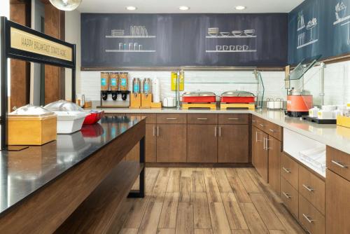 hampton inn and suites porter ranch los angeles