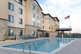 hampton inn and suites porter ranch los angeles