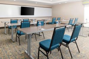 hampton inn and suites porter ranch los angeles