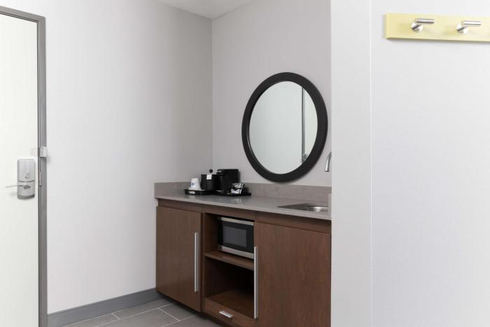 hampton inn and suites porter ranch los angeles