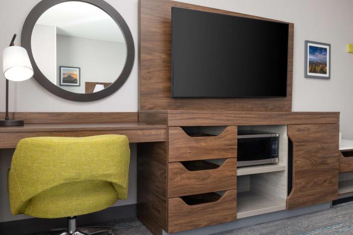 hampton inn and suites porter ranch los angeles