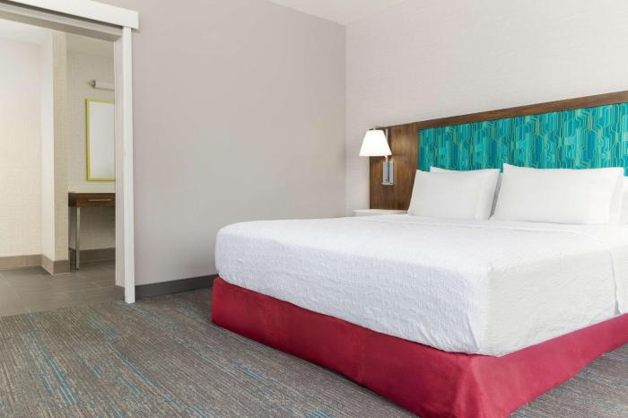 hampton inn and suites porter ranch los angeles