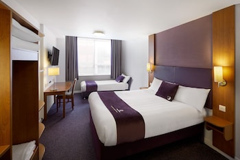 premier inn bromsgrove central