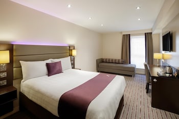 premier inn aldershot