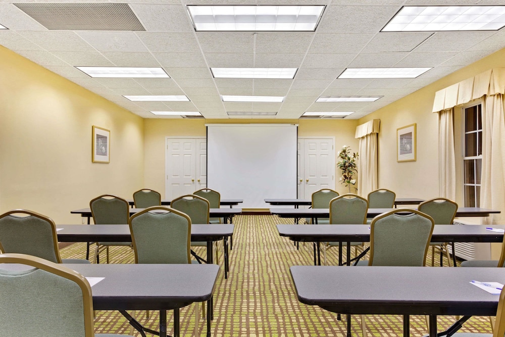 baymont by wyndham pearl