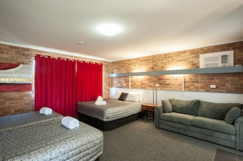 allan cunningham motel