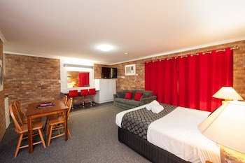 Allan Cunningham Motel,Kearneys Spring>>Brisbane,3 star