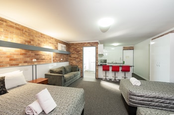 allan cunningham motel