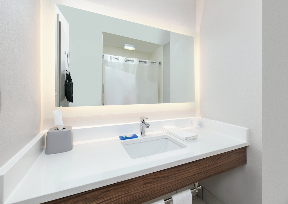 holiday inn express hotel and suites pell city by ihg