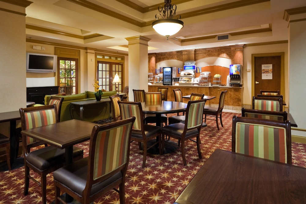 holiday inn express hotel and suites pell city by ihg
