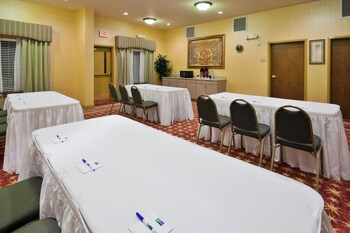 holiday inn express hotel and suites pell city by ihg