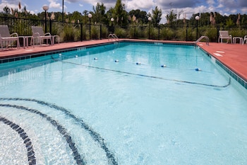 holiday inn express hotel and suites pell city by ihg