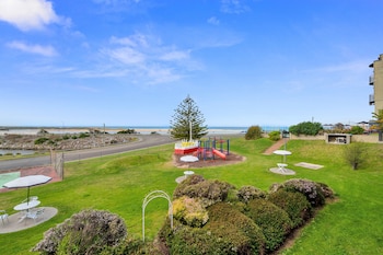 scamander beach resort