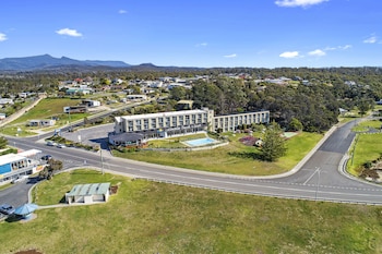 scamander beach resort