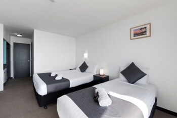 scamander beach resort