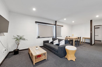 scamander beach resort