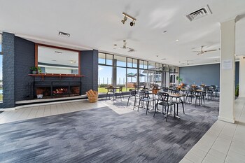 scamander beach resort