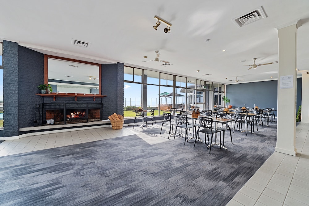 scamander beach resort