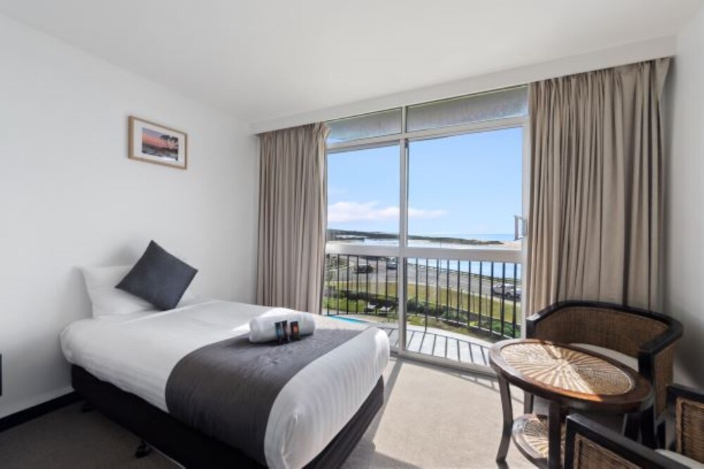 scamander beach resort