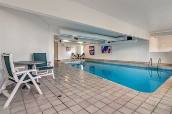 Hotel Penticton: Ascend Collection,Penticton>>Kelowna,3 star